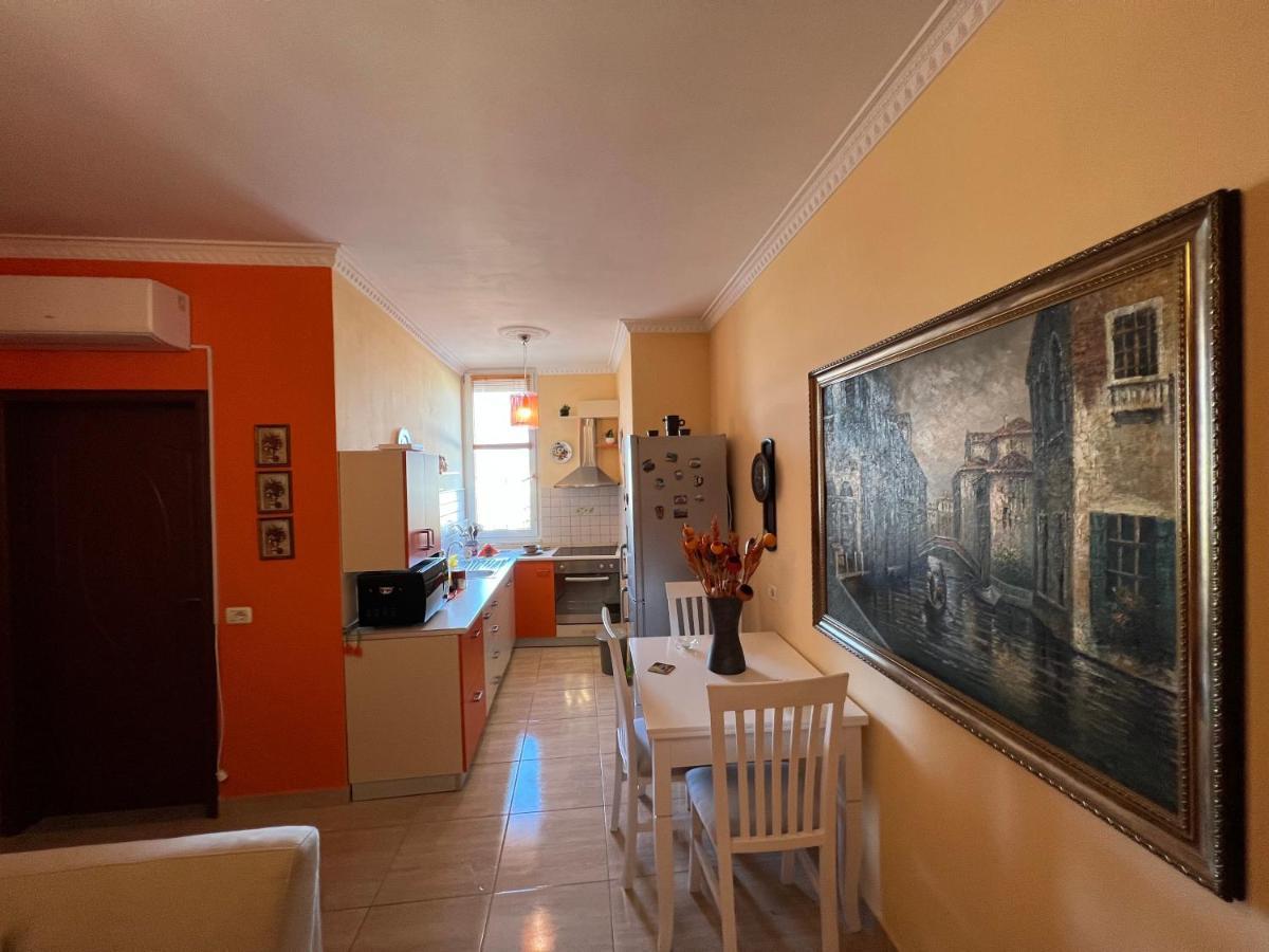 City Center Apartment In Shkodër Dış mekan fotoğraf