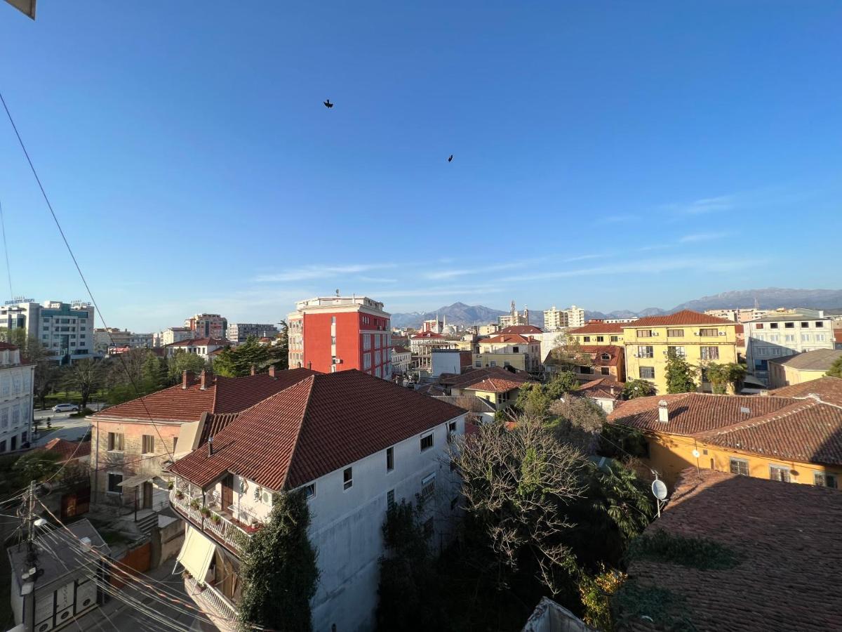 City Center Apartment In Shkodër Dış mekan fotoğraf